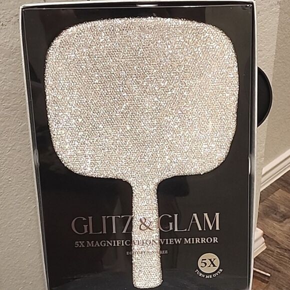 Glitz & Glam 5X Magnification Silver Diamond Diatortion Free Handheld Mirror - Picture 3 of 7